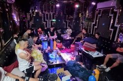 Đà Nẵng: Tạm giữ 16 thanh niên sử dụng ma túy trong quán karaoke