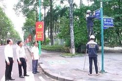 Bình Phước: Gắn 154 mã QR code trên biển tên đường