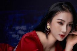 Chủ nhân hit 'Là anh' tâm sự mùa lễ Vu lan: 'Tôi thỉnh thoảng mới tâm sự với mẹ vì sợ mẹ lo lắng'