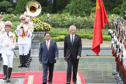 Thủ tướng Phạm Minh Chính chủ trì lễ đón chính thức Thủ tướng Singapore Lý Hiển Long