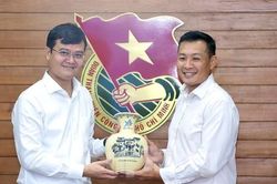 Bí thư thứ nhất T.Ư Đoàn Bùi Quang Huy tiếp đoàn đại biểu Hội đồng Thanh niên Quốc gia Singapore