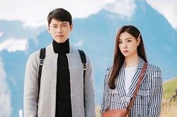 'Hôn thê' của Hyun Bin đẹp mướt mắt nhờ kiêng 3 thứ này