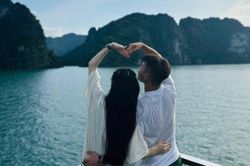 Vừa vô địch, Quang Hải công khai ảnh chụp cùng bạn gái kèm lời chúc ngọt ngào