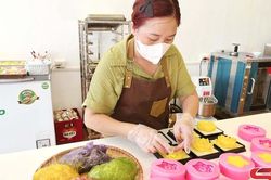 Đa dạng dịch vụ phục vụ Rằm tháng 7