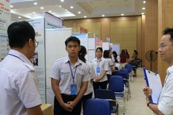Thành phố Hồ Chí Minh: Hơn 1,7 triệu học sinh tựu trường