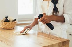 Những món đồ này chớ nên chùi rửa thường xuyên, vừa không tốt lại nhanh hỏng