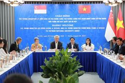 Thúc đẩy hợp tác giáo dục và đào tạo giữa Việt Nam và Singapore