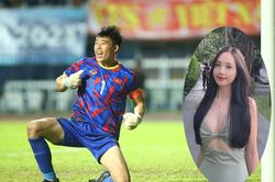 Bạn gái hơn tuổi của Quan Văn Chuẩn: Xinh đẹp, nóng bỏng cỡ nào mà thủ môn trẻ khoe không ngừng?
