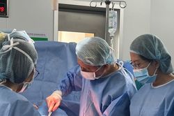 Can thiệp tắc mạch bướu máu bánh nhau cho sản phụ mang thai hơn 26 tuần tuổi
