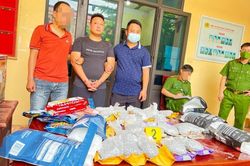 Giấu gần 59kg ma túy trong túi sữa bột, người đàn ông bị khởi tố