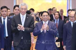Thủ tướng Phạm Minh Chính và Thủ tướng Lý Hiển Long đối thoại với lãnh đạo trẻ Việt Nam – Singapore