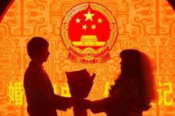 Trung Quốc: Thưởng tiền để khuyến khích giới trẻ kết hôn
