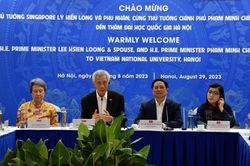 Thủ tướng Phạm Minh Chính và Thủ tướng Lý Hiển Long thăm Đại học Quốc gia Hà Nội