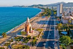 Nha Trang cho xe du lịch 29 chỗ được vào trung tâm giờ cao điểm