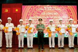 Công an tỉnh An Giang công bố Quyết định kiện toàn tổ chức bộ máy theo Đề án của Bộ Công an