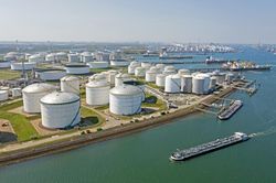 Bất chấp xung đột tại Ukraine, EU vẫn tăng mạnh nhập khẩu LNG từ Nga