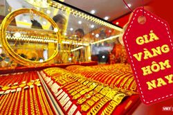 Giá vàng hôm nay 30/8: Tiếp đà tăng