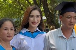 Bố mẹ Đỗ Thị Hà giản dị xuất hiện trong ngày đặc biệt, hãnh diện vì cô con gái diệu