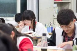 6 khác biệt giữa học sinh giỏi và học sinh kém