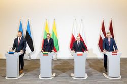 Các nước Baltic cảnh báo phong tỏa biên giới với Belarus