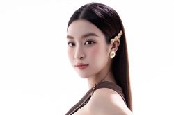 Vừa sinh con đầu lòng đã được rủ bầu tiếp, Hoa hậu Đỗ Mỹ Linh đáp sao?