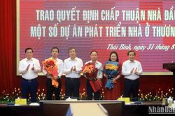 Trao quyết định chấp thuận nhà đầu tư 3 dự án nhà ở lớn tại Thái Bình