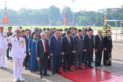 Lãnh đạo Đảng, Nhà nước vào Lăng viếng Chủ tịch Hồ Chí Minh nhân dịp Quốc khánh