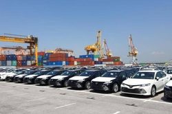 Tin tức kinh tế ngày 31/8: Nhập khẩu ô tô giảm 3 tháng liên tiếp