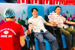 Ấm áp tinh thần nhân đạo trong ngày hội hiến máu tình nguyện