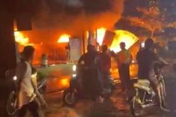 Cháy tiệm sửa xe ở Bình Thuận, 2 người tử vong