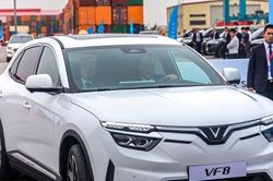 Tỷ phú Phạm Nhật Vượng tụt gần 370 bậc trên bảng xếp hạng Forbes