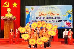 Tăng cường phối hợp chăm lo cho người cao tuổi