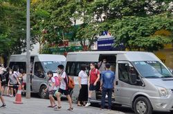 Không sử dụng xe hết hạn đăng kiểm để chở học sinh