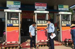 Giám sát, kiểm tra, xử lý vi phạm trong kinh doanh xăng dầu trên toàn quốc