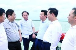 Tháo gỡ điểm nghẽn cho tăng trưởng