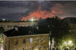 Kiev xác nhận tấn công căn cứ không quân, chọc thủng phòng tuyến của Nga
