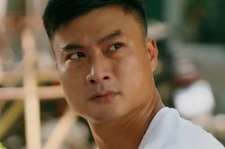 Làng Trong Phố tập 25: Hiếu gặp tai nạn sau cuộc tranh cãi nảy lửa với Hoài