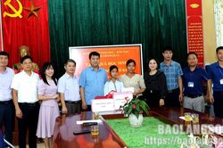 Hỗ trợ học sinh có hoàn cảnh khó khăn tại huyện Đình Lập