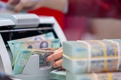 Loạt ngân hàng giảm lãi suất huy động trước ngày đầu nghỉ Lễ 2/9