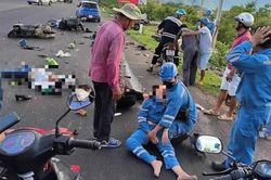 Không bằng lái xe, quái xế điều khiển ô tô tông 5 người bị thương