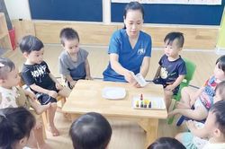 Nhiều giáo viên mầm non tại TT-Huế nghỉ việc, vì đâu?