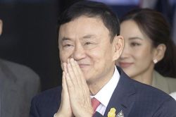 Vua Thái Lan giảm án tù cho cựu Thủ tướng Thaksin Shinawatra