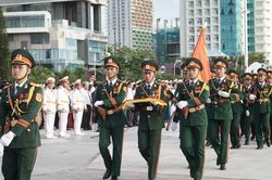 700 người tham dự lễ thượng cờ chào Quốc khánh tại Nha Trang