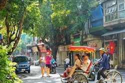 Các điểm tham quan, vui chơi tại Hà Nội thu hút đông du khách