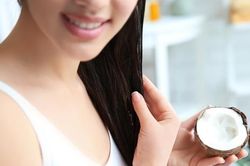 6 nguyên liệu có sẵn trong bếp giúp giảm rụng tóc