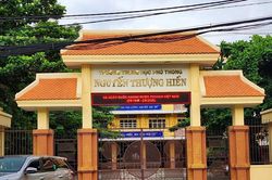 Ngôi trường với khung cảnh đẹp 'nao lòng', sắp được đập đi xây lại