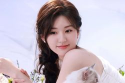 Triệu Lộ Tư khẳng định từng muốn bỏ nghề và phản ứng bất ngờ của mẹ