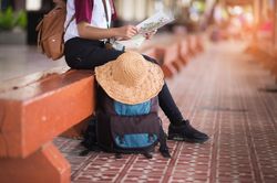 Lưu ý giúp bạn an toàn khi đi du lịch và sinh sống ở nước ngoài