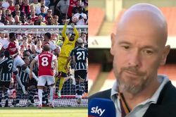 HLV Ten Hag: 'Mọi thứ đều chống lại chúng tôi'
