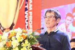 Cựu danh thủ Từ Như Hiển: 'Quả ngọt V-League là bước khởi đầu của CLB Công an Hà Nội'